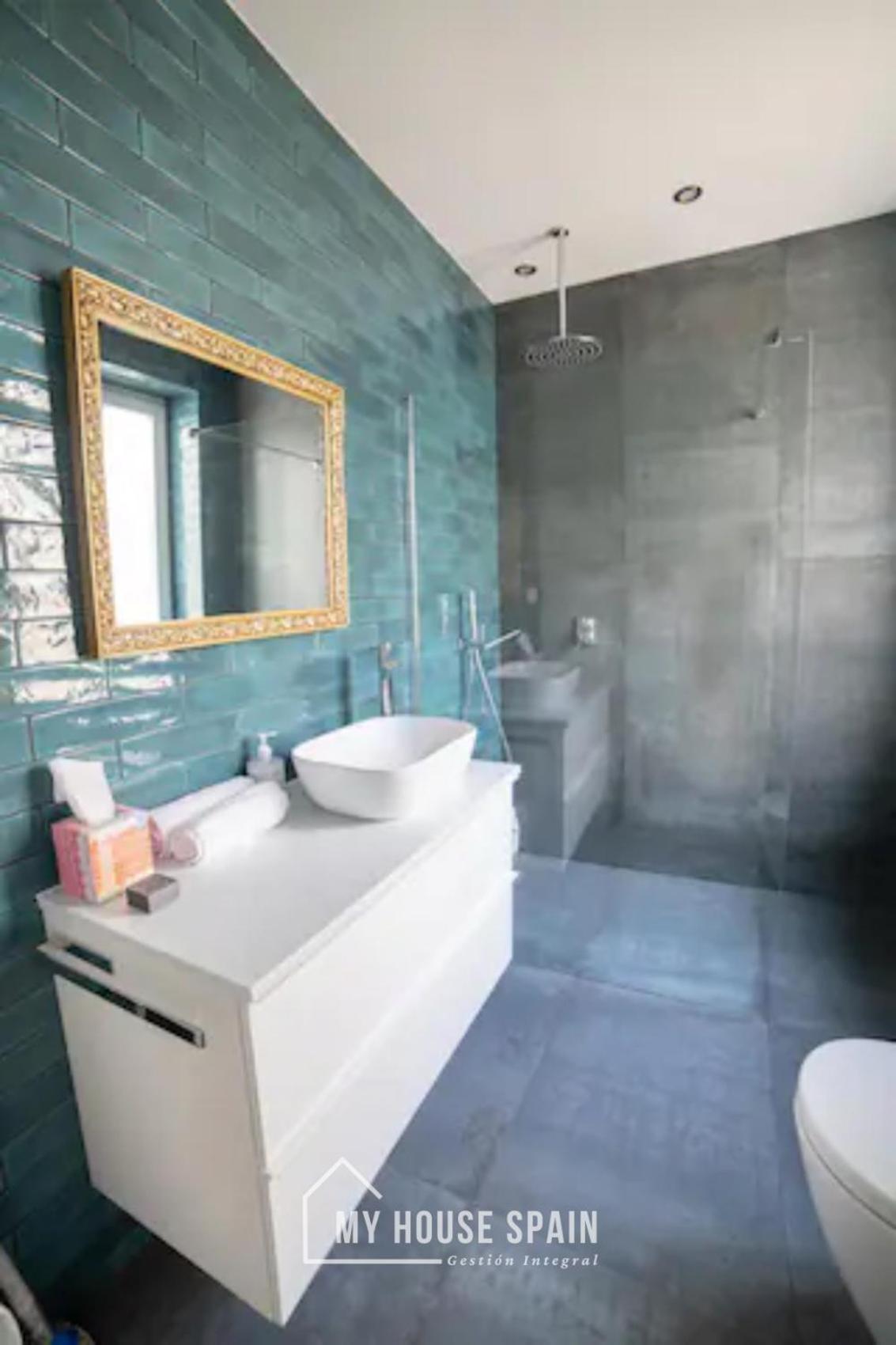 Myhousespain - Modern Penthouse Close To Gran Via - Big Terrace Madrid Eksteriør billede
